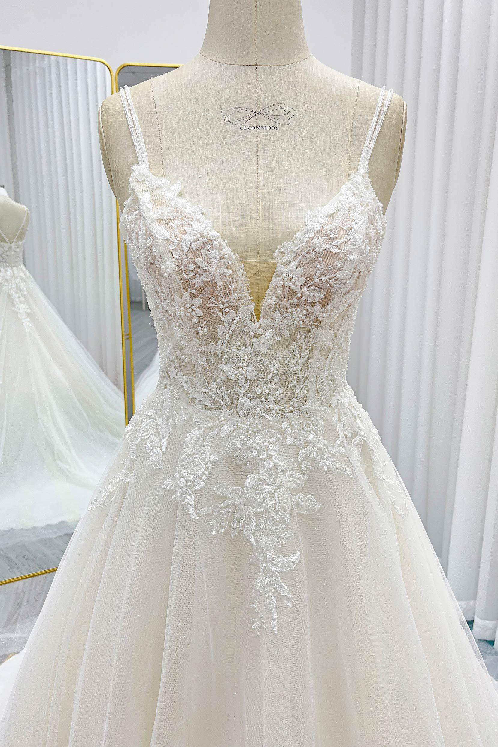 PEN199 A-Line Court Train Lace Tulle Wedding Dress - Image 5